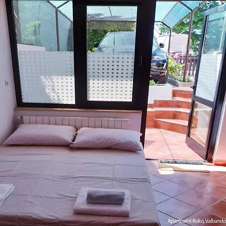 700 M Od Mora Valbandon, Hrvatska Apartment *