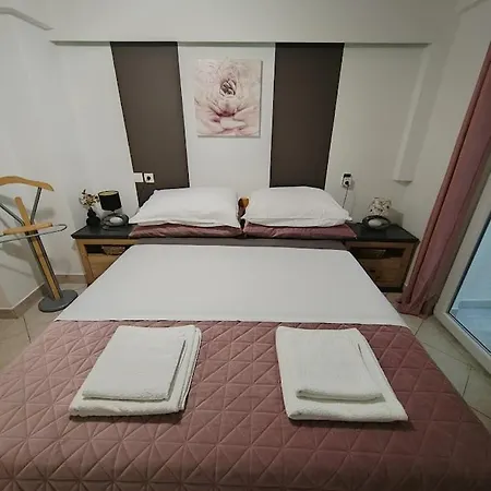 700 M Od Mora Valbandon, Hrvatska * Fažana